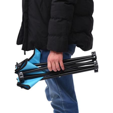 เก้าอี้ตกปลาแบบพกพาที่มีน้ำหนักเบากลางแจ้ง 